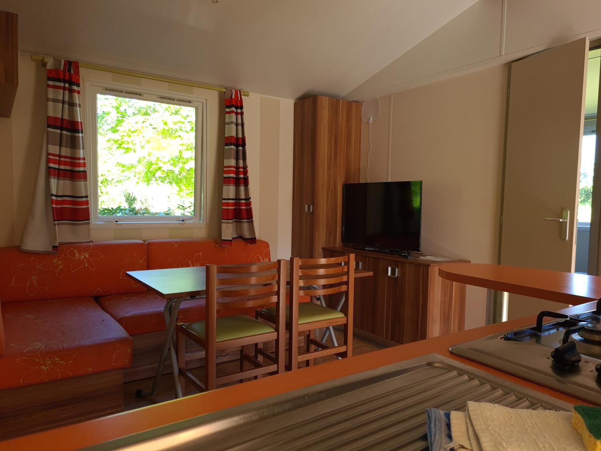 Camping De Ladignac Le Long Bel Air Exterior photo