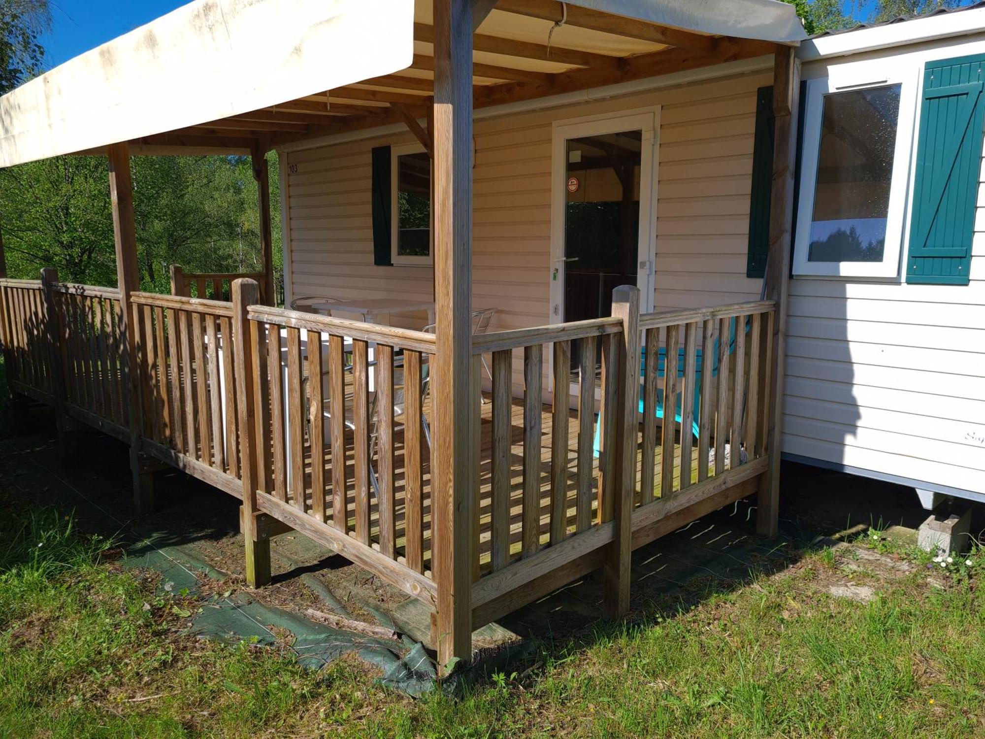 Camping De Ladignac Le Long Bel Air Exterior photo
