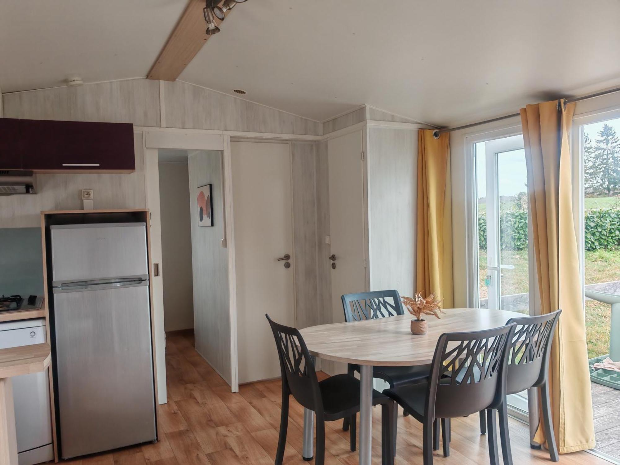 Camping De Ladignac Le Long Bel Air Exterior photo