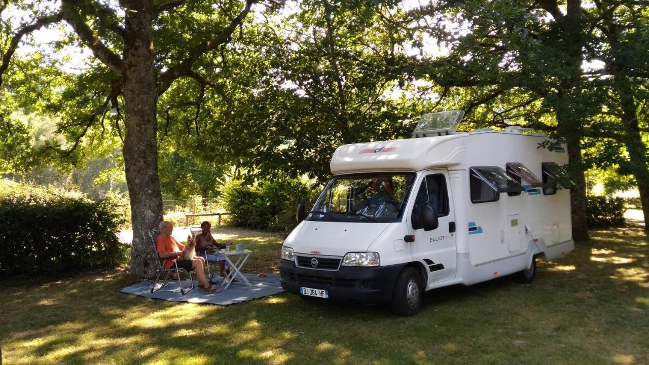 Camping De Ladignac Le Long Bel Air Exterior photo