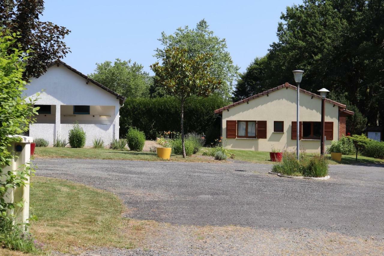 Camping De Ladignac Le Long Bel Air Exterior photo